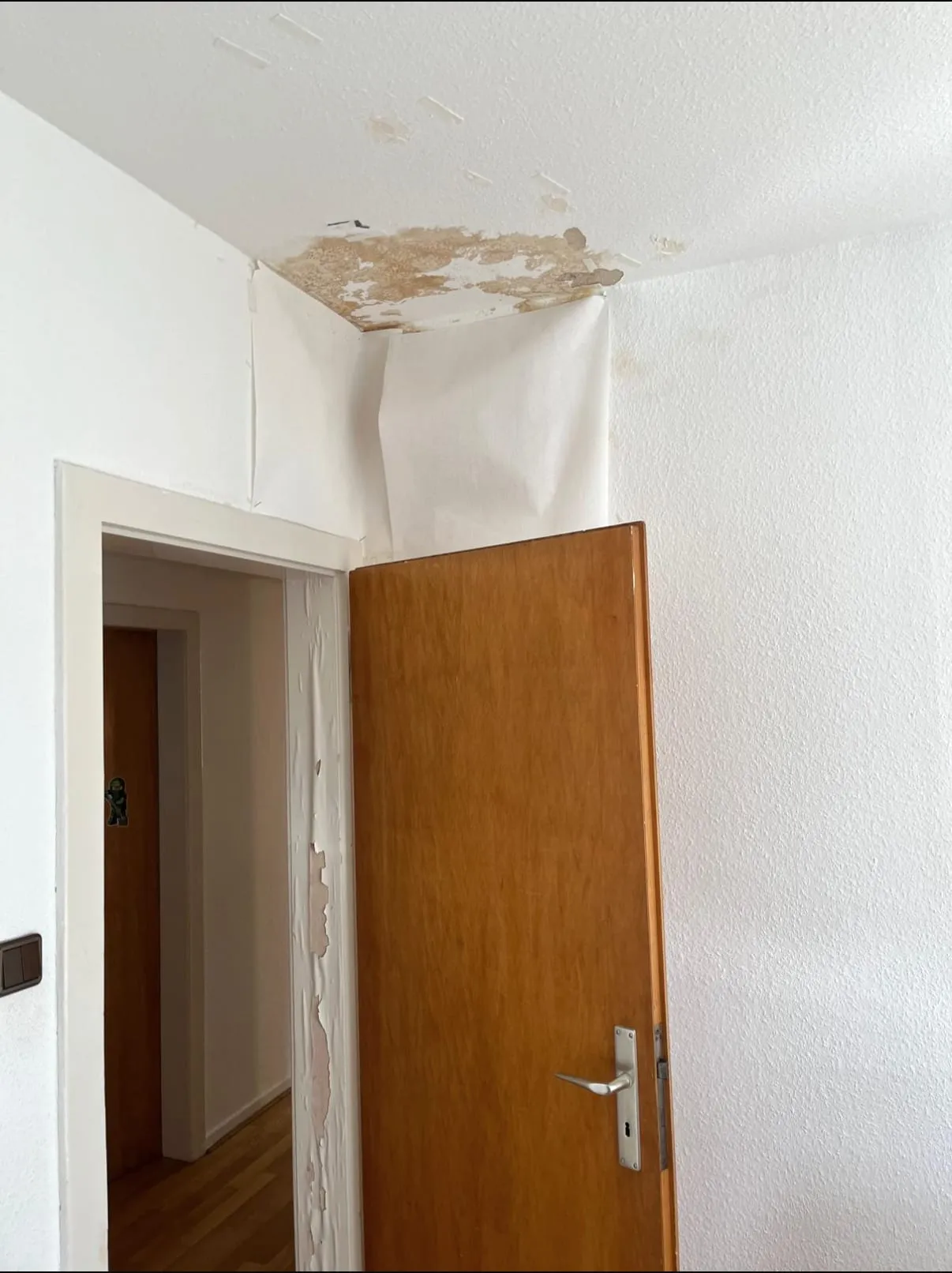 Deckenbereich vor der Sanierung